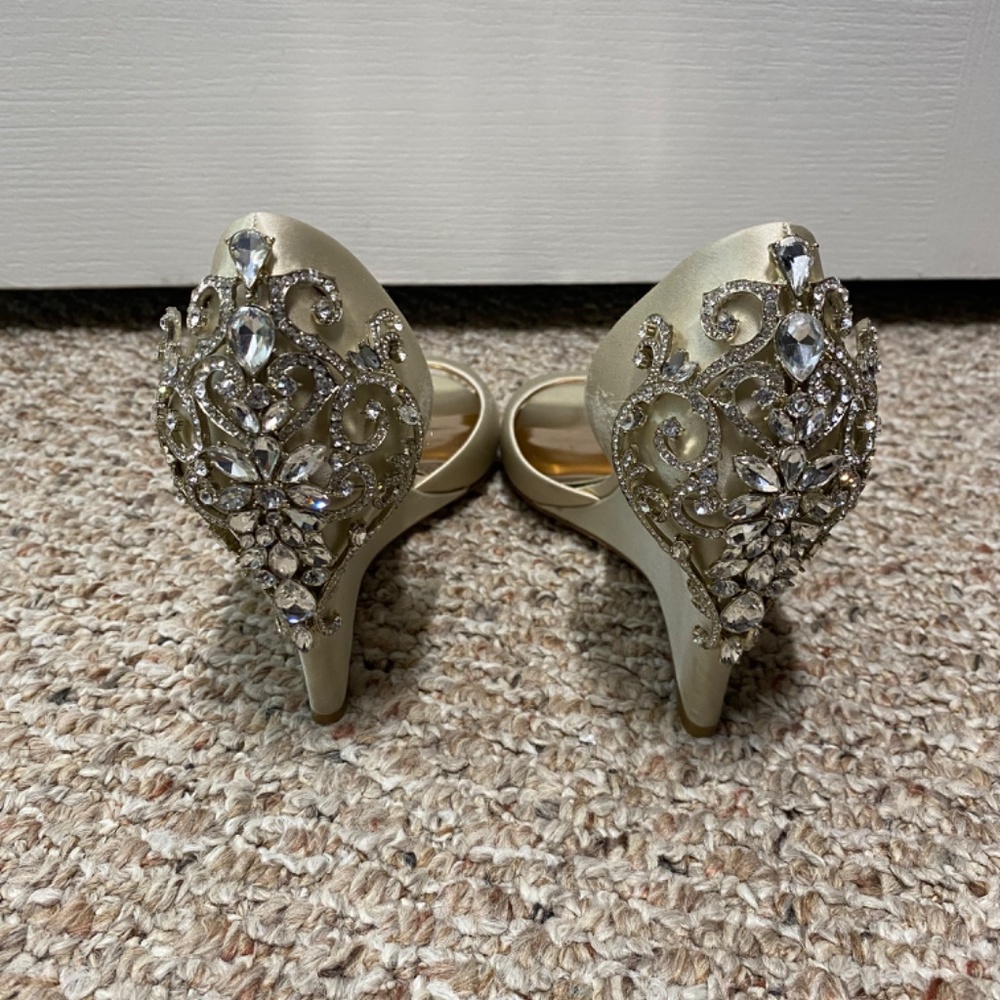 Badgley Mischka ivory satin embellished wedge